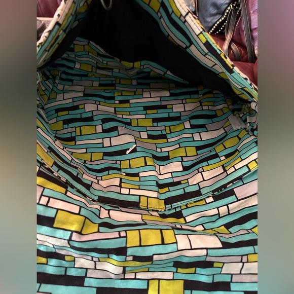 Vera Bradley Laptop bag. Great condition. - Picture 4 of 5